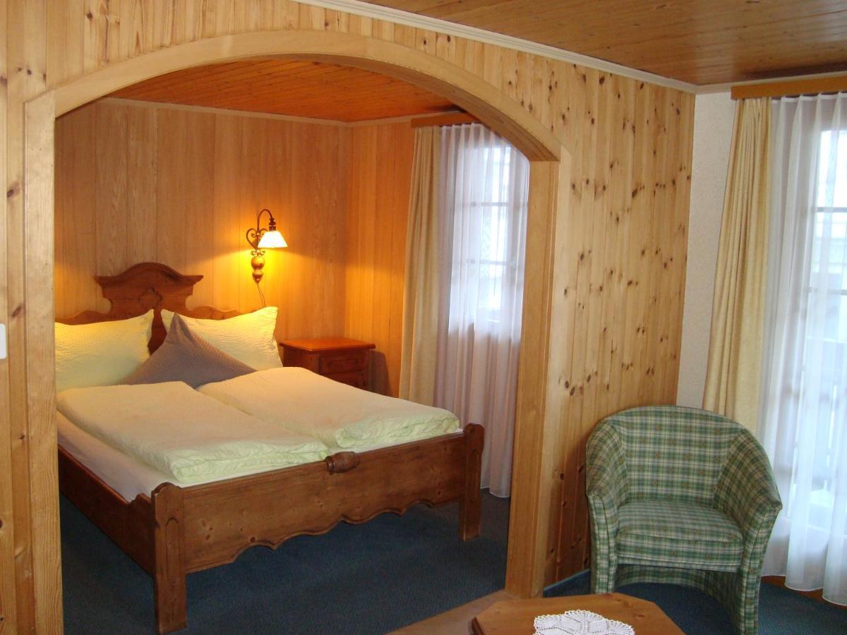 Hotel Restaurant Alpenblick Ernen Eksteriør bilde